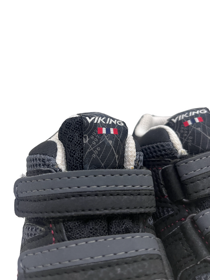 DUBOKE PATIKE ZA DEČAKE VIKING