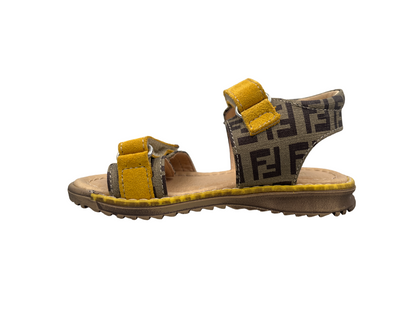 SANDALE ZA DEČAKE FENDI